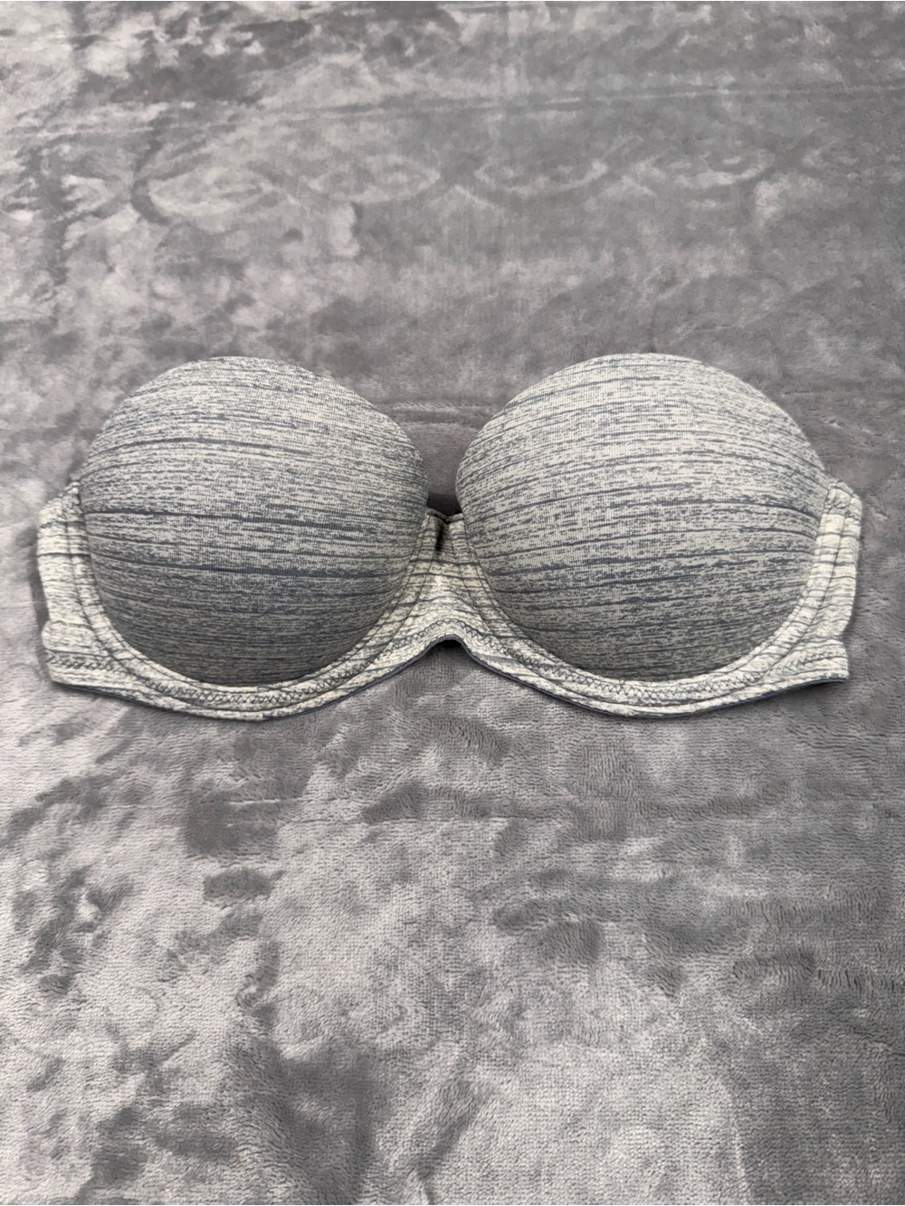 PINK Victoria's Secret Wear Everywhere Multi Way Push Up Grey Striped Bandeau‎